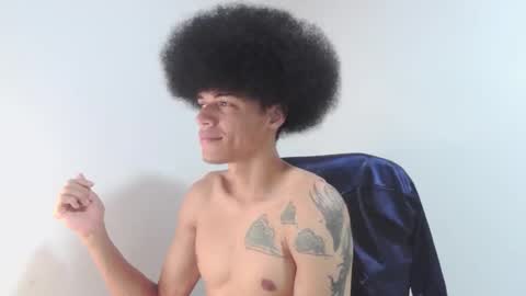 Smith Gael online show from February 13, 9:11 pm