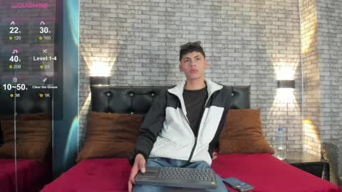 Smith online show from April 6, 7:26 pm