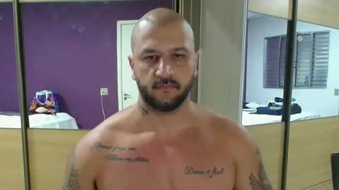 Snapshot of smithduke chatting on December 5, 9:39 pm smithduke online show from December 5, 9:39 pm