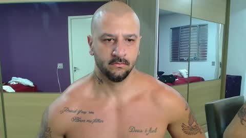 Snapshot of smithduke chatting on February 18, 12:39 pm smithduke online show from February 18, 12:39 pm