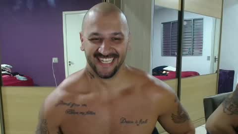 Snapshot of smithduke chatting on March 4, 11:00 pm smithduke online show from March 4, 11:00 pm