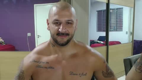 Snapshot of smithduke chatting on March 7, 1:09 am smithduke online show from March 7, 1:09 am