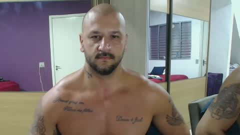 Snapshot of smithduke chatting on March 9, 6:17 am smithduke online show from March 9, 6:17 am