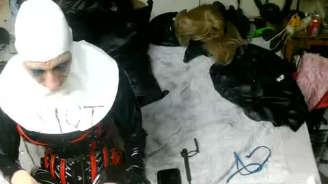smokeslut365 online show from July 13, 8:33 pm