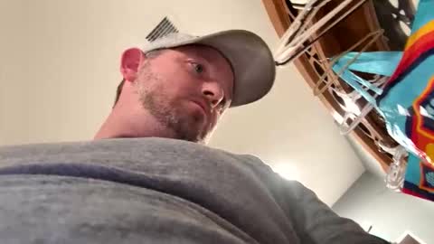 smokeymt420 online show from April 21, 10:23 pm