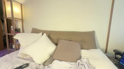 Snapshot of smonkedup chatting on February 8, 9:29 pm Carolina online show from February 8, 9:29 pm