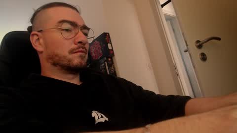 AllDayIDream online show from January 11, 1:43 pm