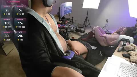 Snapshot of smoothj2015 chatting on October 22, 7:52 am Smoothj2011 online show from October 22, 7:52 am