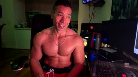 smoothripz online show from April 13, 8:53 am