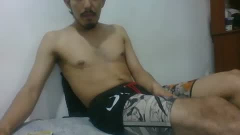 Snapshot of snackontime19 chatting on December 19, 2:56 am snackontime19 online show from December 19, 2:56 am