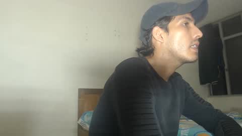 Snapshot of snackontime19 chatting on September 16, 4:35 am snackontime19 online show from September 16, 4:35 am