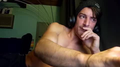 Snapshot of snackyyyy chatting on December 27, 5:31 am Snackyyyy online show from December 27, 5:31 am