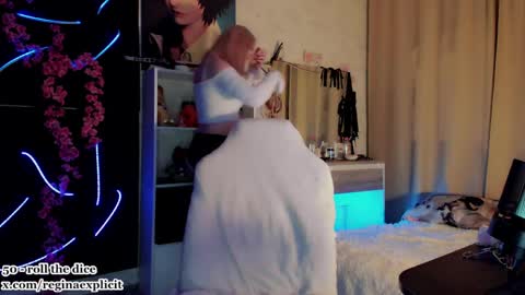 Reeginaaaaa online show from April 23, 7:05 pm