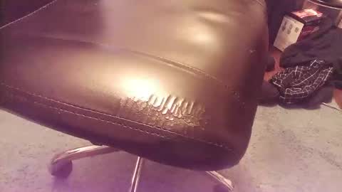 Sissy Boy online show from April 12, 5:51 pm