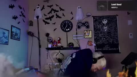 Snapshot of snarfle chatting on December 2, 11:56 am Viiscount Snarfle Von Snarfenberg online show from December 2, 11:56 am