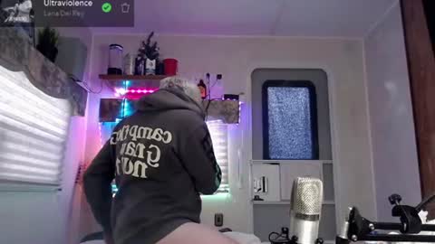 Snapshot of snarfle chatting on March 10, 10:02 pm Viiscount Snarfle Von Snarfenberg online show from March 10, 10:02 pm