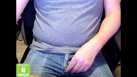 Sneakybill online show from December 29, 5:44 pm