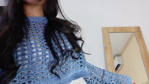 Snapshot of sneakyy_fantasy chatting on February 5, 3:34 am Hellen online show from February 5, 3:34 am