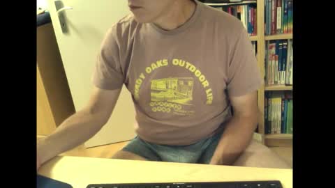 sneaxfreund online show from September 17, 9:38 pm