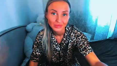 Sneja online show from April 10, 12:10 pm