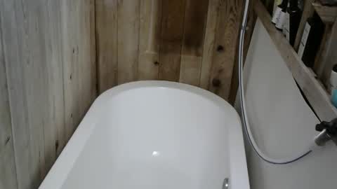 Snapshot of snizniz chatting on December 18, 7:03 am snizniz online show from December 18, 7:03 am