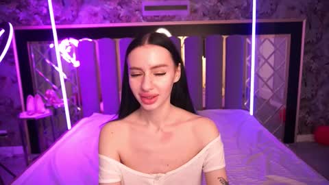 snow_whiteeex online show from March 25, 6:52 am