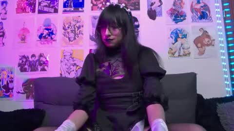 Snow and Bubble online show from December 30, 5:13 pm