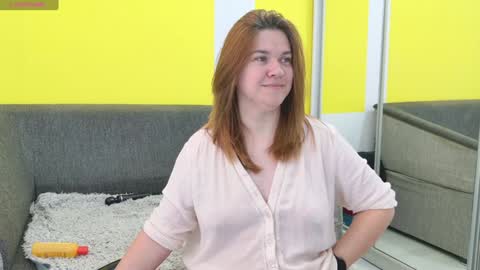 snowflakec online show from December 4, 8:40 pm