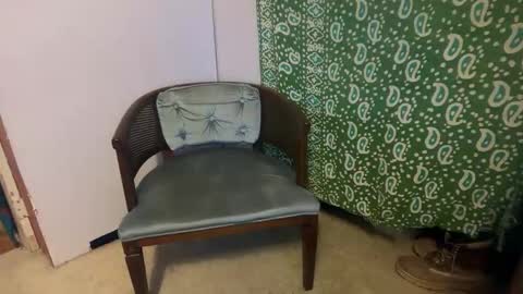 snowtrooper888 online show from March 14, 11:54 pm