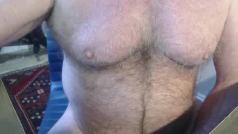 Snapshot of snudge432 chatting on January 18, 2:44 pm snudge432 online show from January 18, 2:44 pm