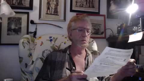 Snapshot of so_erotic_sub chatting on November 25, 7:19 am ImYourBitch online show from November 25, 7:19 am