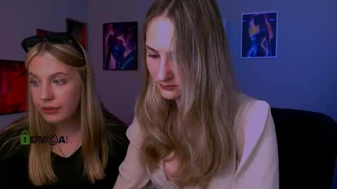 so_hot_rosalie online show from April 14, 2:01 pm