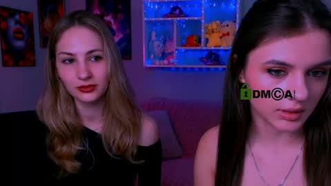 so_hot_rosalie online show from April 15, 9:16 am