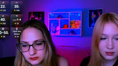 so_hot_rosalie online show from April 15, 7:58 pm