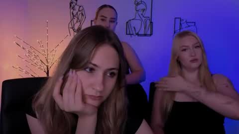 Snapshot of so_hot_rosalie chatting on July 16, 7:09 pm so_hot_rosalie online show from July 16, 7:09 pm
