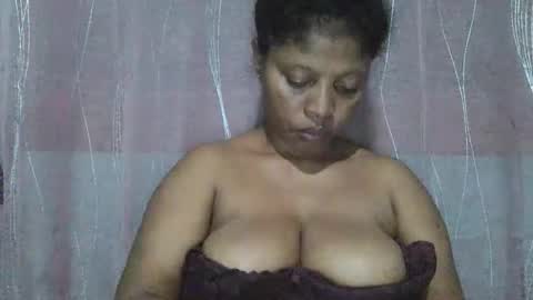 soayh89 online show from April 3, 4:49 pm