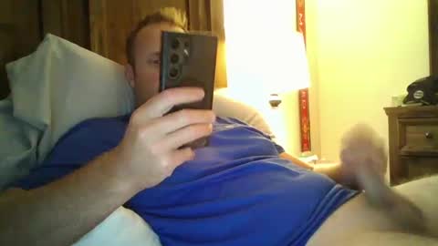 Snapshot of socal6969977 chatting on October 20, 12:44 am socal6969977 online show from October 20, 12:44 am