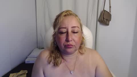 soffi_hott online show from October 4, 11:03 pm