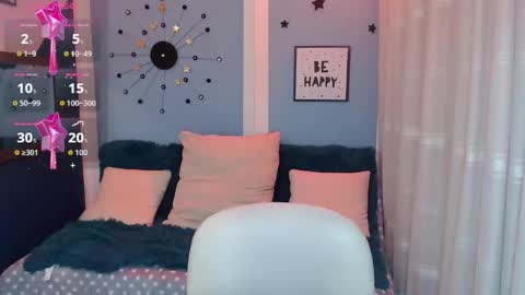 Snapshot of soffii_dreaaam4 chatting on November 19, 10:43 pm Sofi Dreaanm online show from November 19, 10:43 pm