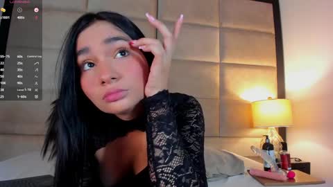 S O F I  S W E E T online show from April 9, 7:52 pm