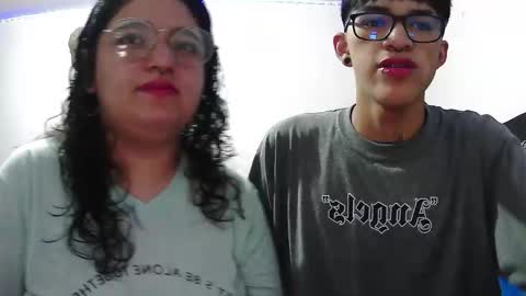 soffje00 online show from October 15, 1:44 pm