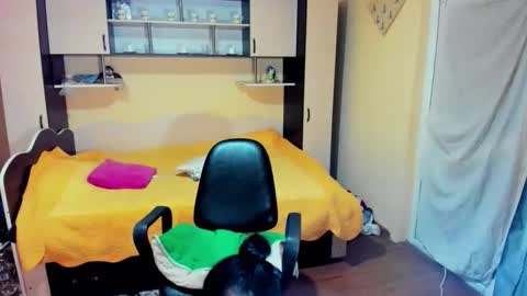 Soffy online show from June 4, 5:13 am