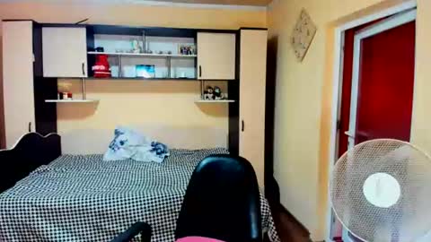 Soffy online show from July 18, 5:44 am