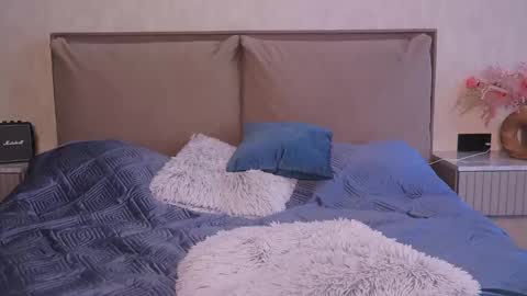 soffyasi online show from October 25, 11:40 am