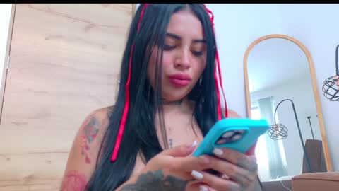 Snapshot of sofhia_cruz chatting on December 25, 5:58 pm sofhia cruz online show from December 25, 5:58 pm