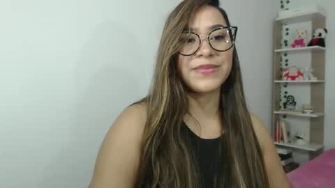 Snapshot of sofi4__ chatting on March 12, 4:08 am sofi online show from March 12, 4:08 am