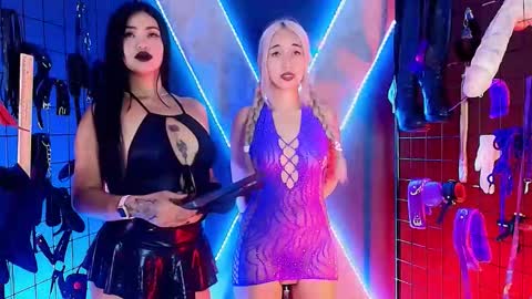 Charlotte and cloe online show from February 24, 8:29 pm