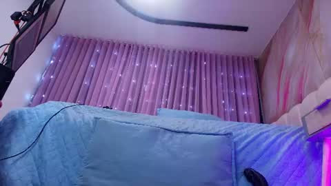 Sofia online show from June 25, 3:06 am