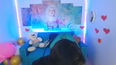 Sofi online show from March 12, 7:06 pm