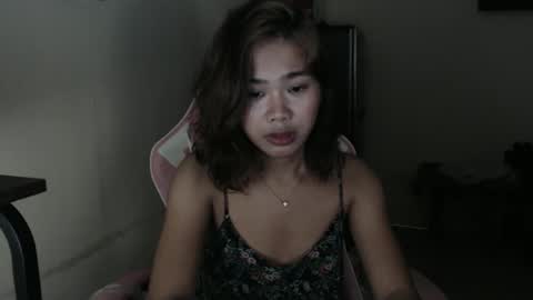 Snapshot of sofi_katelyn chatting on January 6, 5:16 pm sofi_katelyn online show from January 6, 5:16 pm